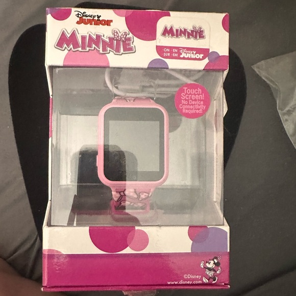 NWT Minnie Mouse Kid's Touch Screen Pink Silicone Strap Smart Watch - Picture 4 of 5